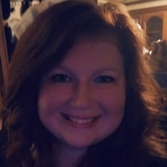 Meet your Posher, Kimberly - Picture 1 of 1